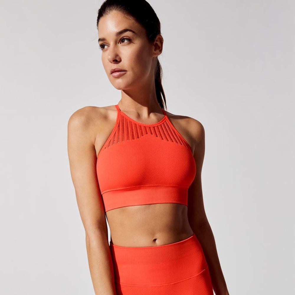NWT NUX Finesse Crop